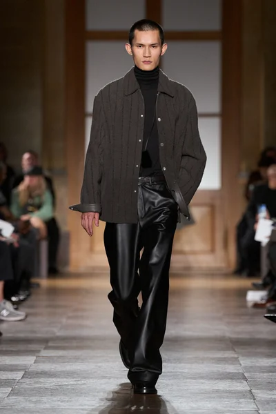 Look 21